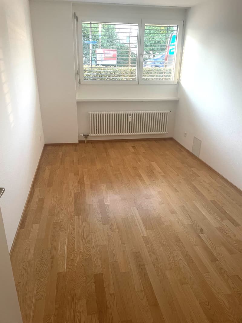 3.5-Zimmerwohnung mit zentraler Lage und guter Infrastruktur (5)