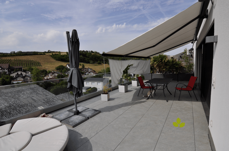 Moderne 3.5-Zimmer-Attikawohnung mit Panoramablick in Bözen (9)