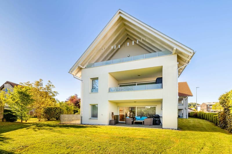 Seltene Gelegenheit: Erdgeschosswohnung in steuergünstiger Gemeinde mit grossem Gartenanteil (2)