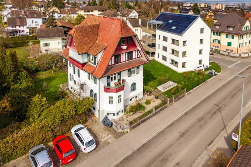 historisches Wohnhaus (VOLLVERMIETET) mit 4 Wohnungen (im Stockwerkeigentum) & 5 externen Tiefgaragenplätzen (2)