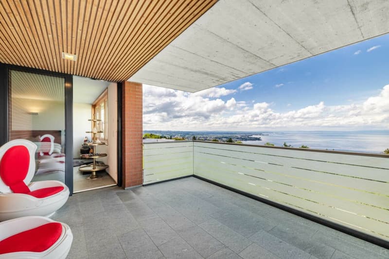 Premium-Einfamilienhaus mit Panorama-Seeblick und aussergewöhnlicher Grundstücksfläche (4)