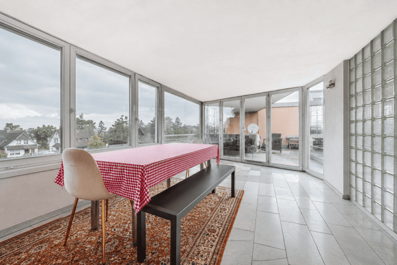 Grosszügige 5.5-Zimmer-Attikawohnung mit weitläufiger Dachterrasse und individuellem Ausbaupotenzial (2)