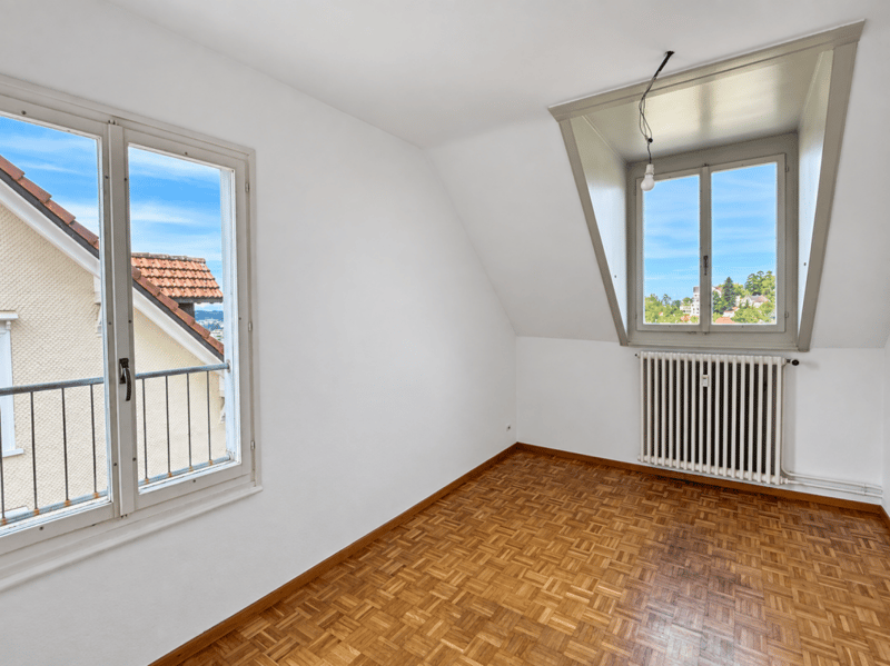 Helle 4-Zimmer Dachwohnung im 3. OG in Zentrumsnähe von St. Gallen (9)
