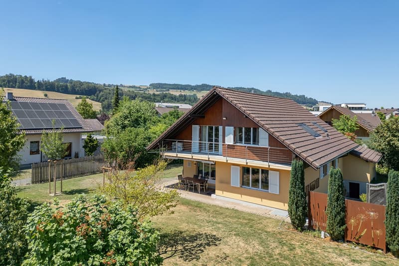 Familienparadies mit viel Platz in ruhigem Umfeld (2)