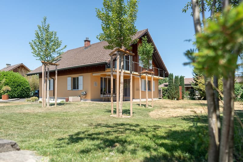 Familienparadies mit viel Platz in ruhigem Umfeld (1)