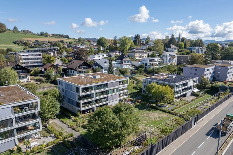 Moderne 4.5-Zimmer-Wohnung im Rosenpark Rüfenacht (4)