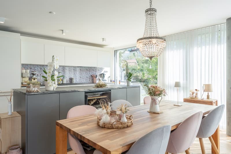 Moderne 4.5-Zimmer-Wohnung im Rosenpark Rüfenacht (6)