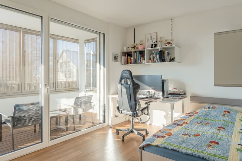 Exklusive 3.5 Zimmer Wohnung an zentraler Lage (7)