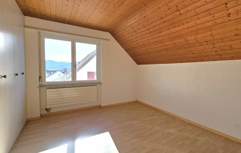 Zimmer mit Einbauschrank