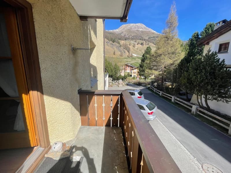 In Celerina an absolut ruhiger Lage heimeliges 1-Zimmer-Appartement zu verkaufen (11)