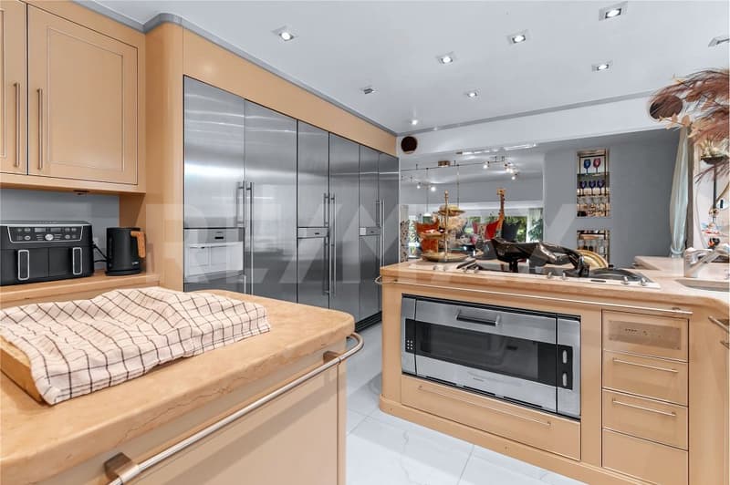 Privatsphäre, Weitblick und Feriengefühl  grosszügiges 5½-Zimmer-Haus (4)