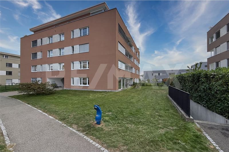 Wohnen mit Gartengefühl moderne 3½-Zimmer-Erdgeschosswohnung mit grosszügigem Aussenbereich (2)