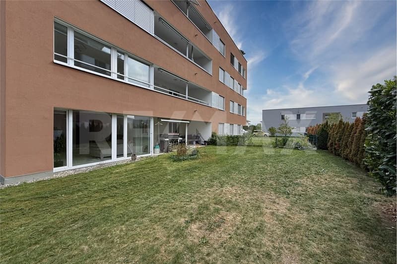 Wohnen mit Gartengefühl moderne 3½-Zimmer-Erdgeschosswohnung mit grosszügigem Aussenbereich (11)