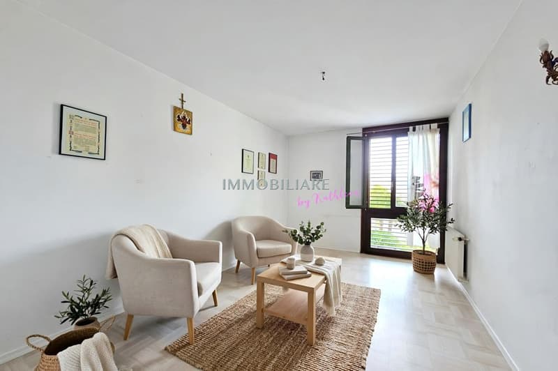 Ferienwohnung mit Seesicht vom Balkon, Kamin und Fussweg zum Bahnhof (9)