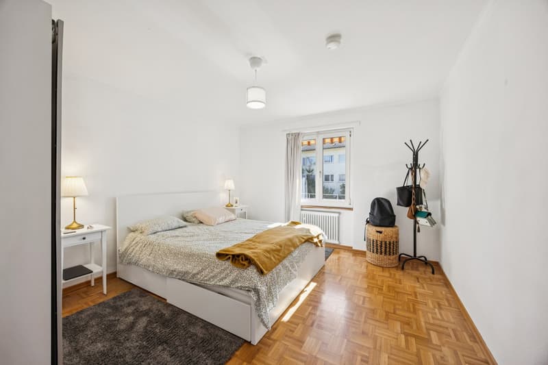Attraktive 3.5-Zimmer-Wohnung mit Balkon an zentraler Lage in Dübendorf (10)