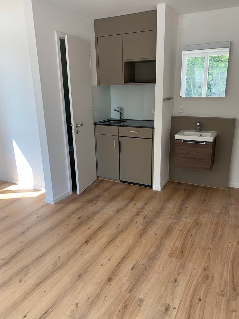 Küche Studios links
