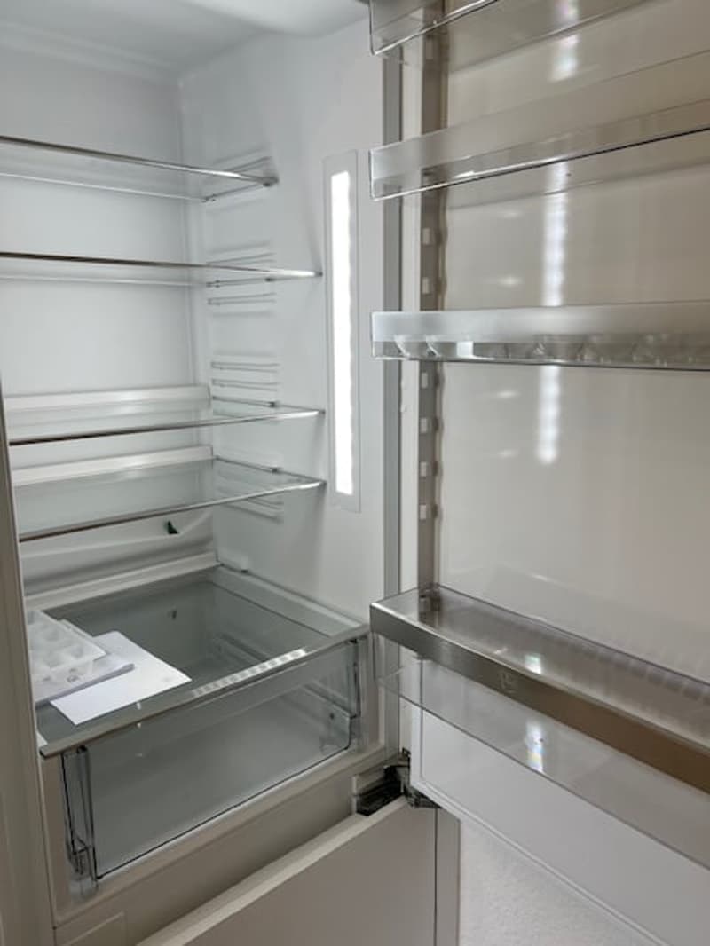 PER 25.10.2026 GROSSZÜGIG NEU RENOVIERTE 3-ZIMMERWOHNUNG MIT SUPER AUSSICHT ZU VERMIETEN (5)