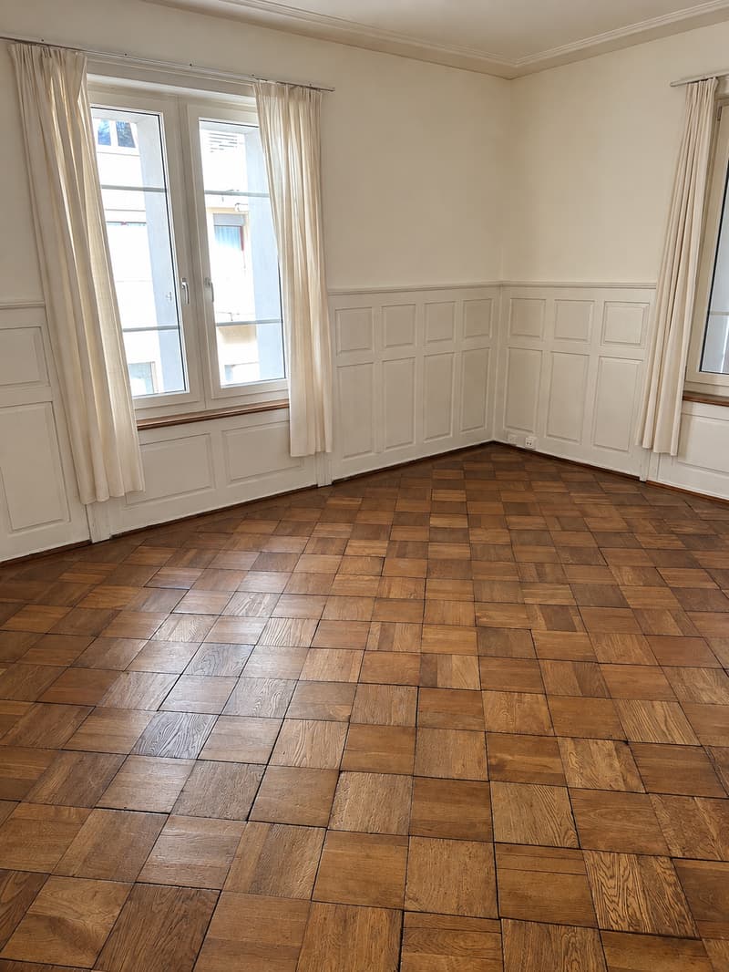 Charmante 3-Zimmer-Altbauwohnung mitten im Geschehen – Zürich 8004 (5)