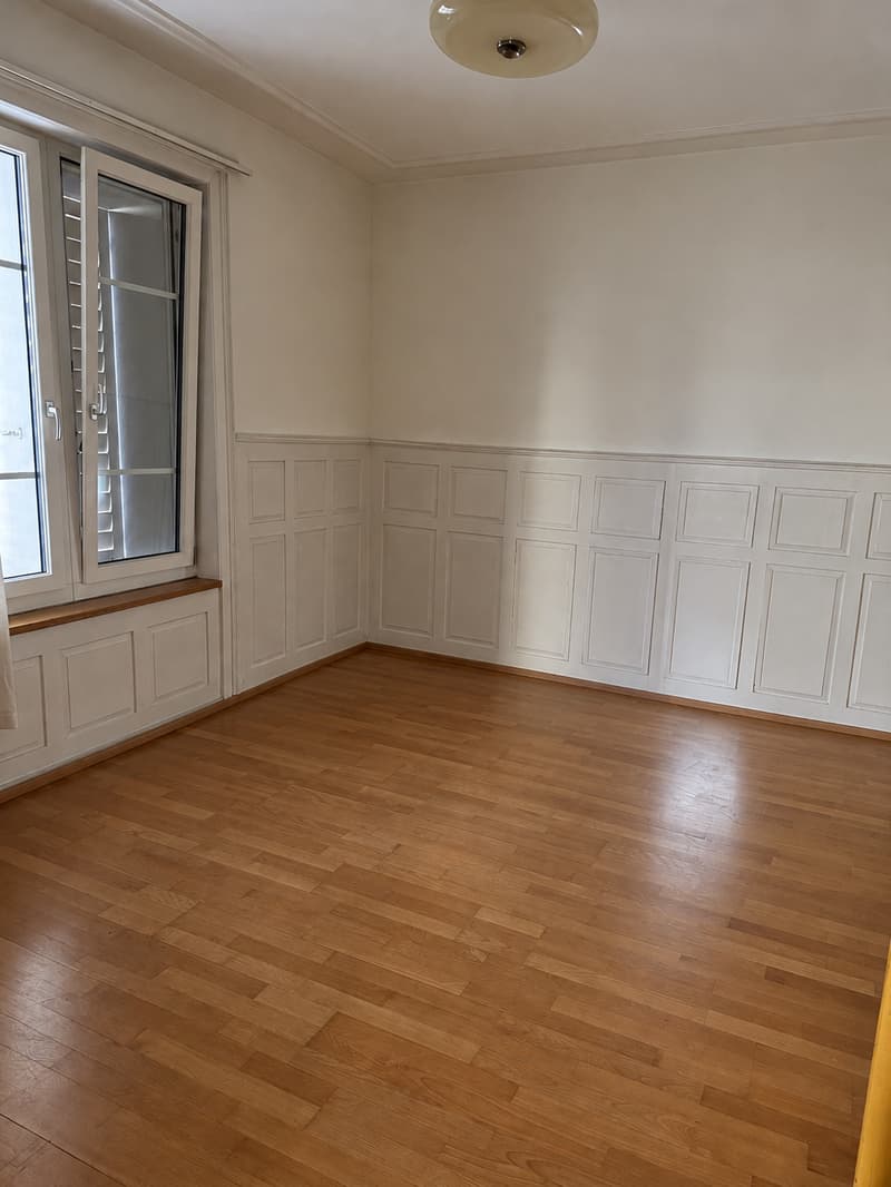 Charmante 3-Zimmer-Altbauwohnung mitten im Geschehen – Zürich 8004 (6)
