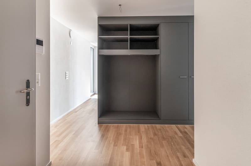 Erstvermietung – Moderne 3.5-Zimmer-Wohnung mit grosser Loggia in Zürich-Schwamendingen (5)