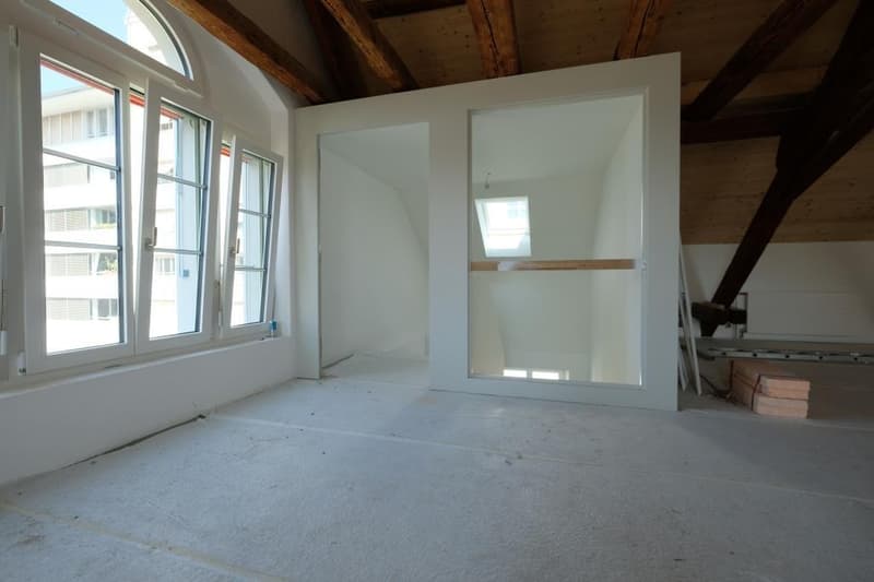 Blick zur Eingangstüre ins Atelier