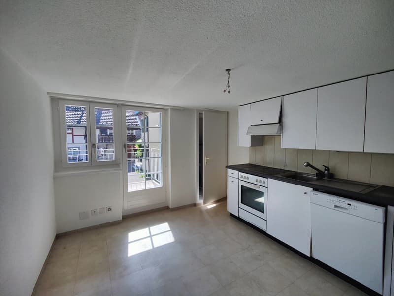 Charmante 4.5-Zimmer-Altbauwohnung mit Balkon in Wald ZH (9)