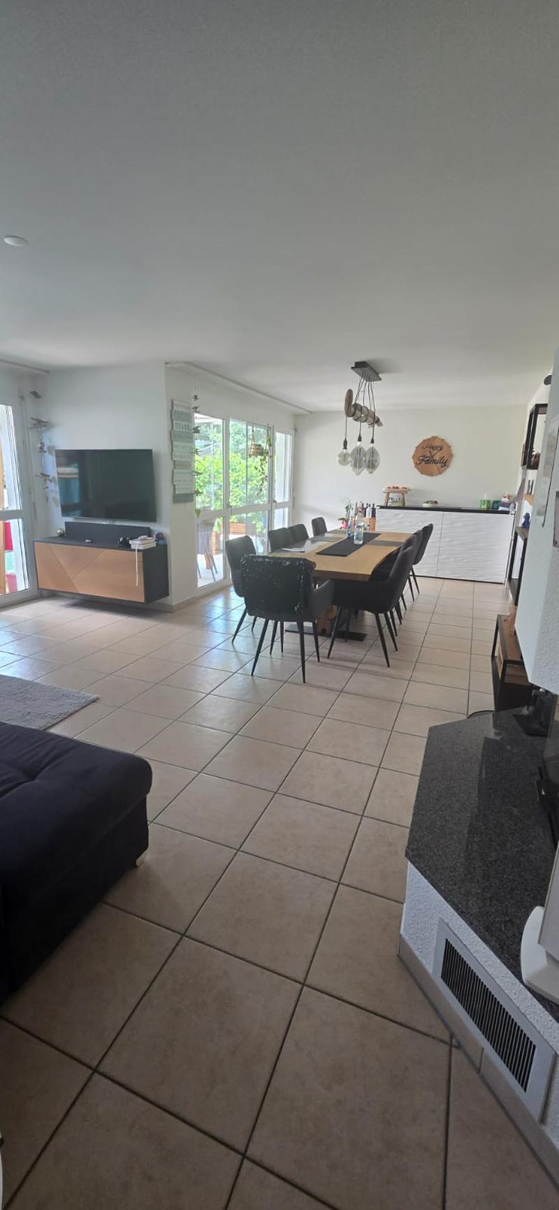 Grosszügige 4.5-Zimmer-Wohnung (3)