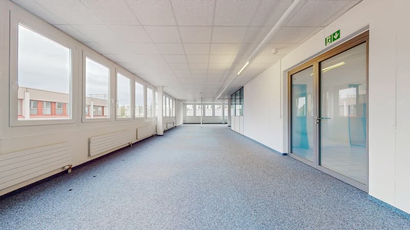 Bezugsbereites Büros in Dättwil (10)