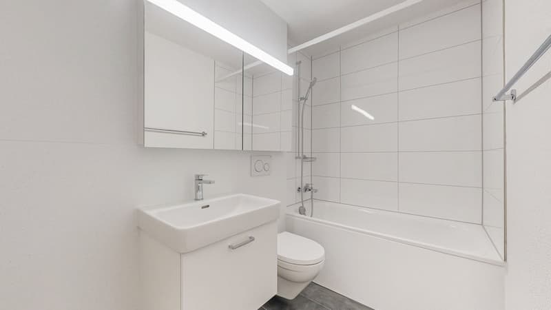 Badezimmer mit Badewanne