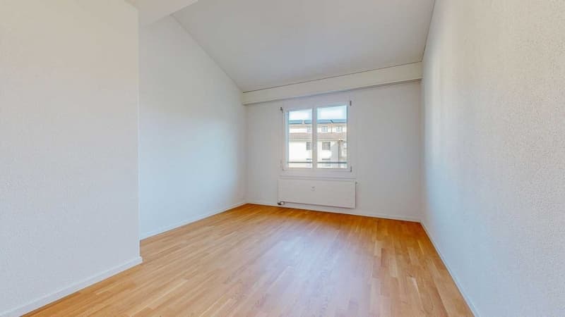 5.5-Zi-Whg-in-Rueti-Zimmer-1.jpg