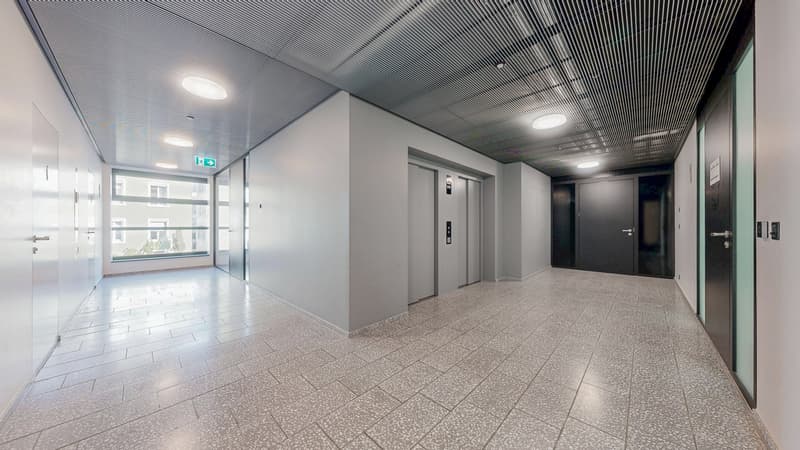 Moderne, lichtdurchflutete Bürofläche an zentraler Lage bezugsbereit und flexibel (3)