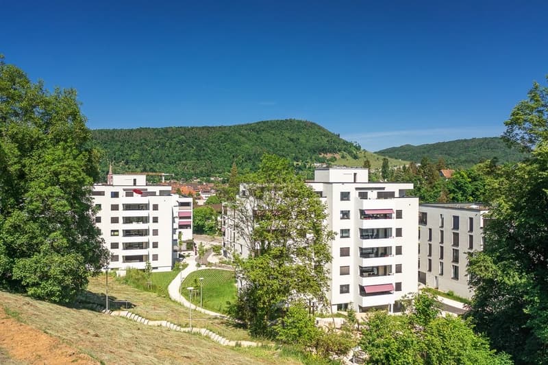 Sind Sie auf der Suche nach einem modernen Zuhause an grüner Lage? (1)