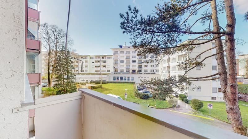 Ihr neues Zuhause mitten im Leben, umgeben von Grün. (10)