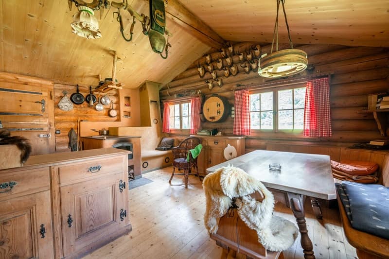 Maiensäss im Hochtal Bargis zu verkaufen (2)