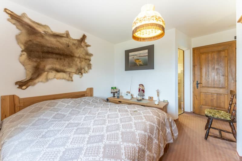 2 1/2 Zimmer Erdgeschosswohnung in Ladir zu verkaufen (7)