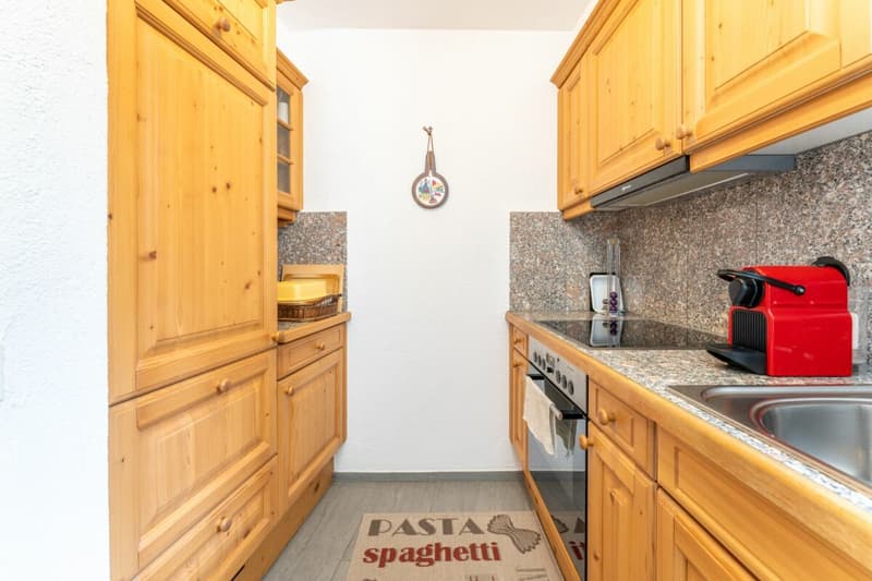 2 1/2 Zimmer Erdgeschosswohnung in Ladir zu verkaufen (5)