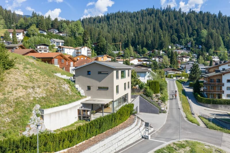 Attraktives Zweifamilienhaus mit 5.5 Zimmer Erstwohnung und 2.5 Zimmer Zweitwohnung zu verkaufen (20)