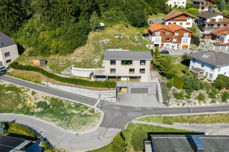 Attraktives Zweifamilienhaus mit 5.5 Zimmer Erstwohnung und 2.5 Zimmer Zweitwohnung zu verkaufen (19)