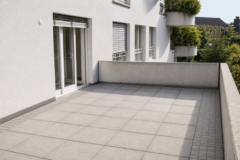 2-Zimmerwohnung im 1. OG mit Terrasse in Kloten zu vermieten (4)