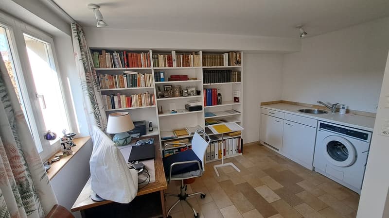 Attraktives renoviertes 5-Zimmer-Reihenhaus mit Garage in Basel (17)