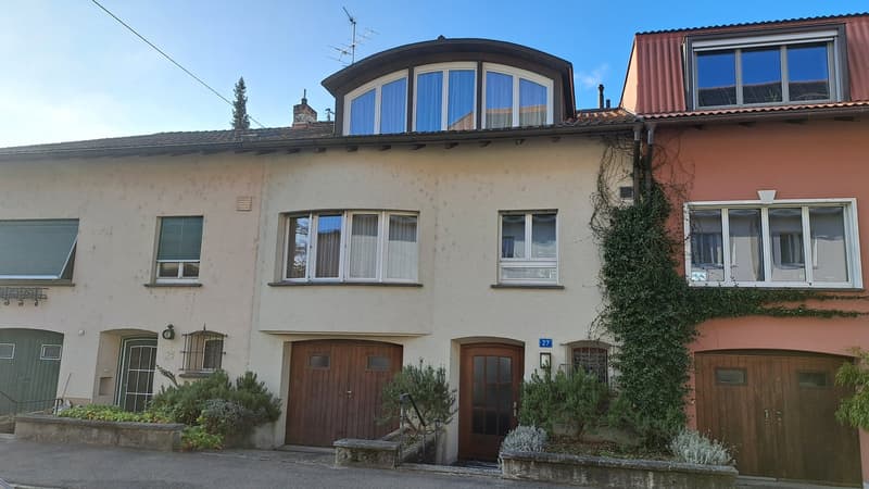 Attraktives renoviertes 5-Zimmer-Reihenhaus mit Garage in Basel (5)