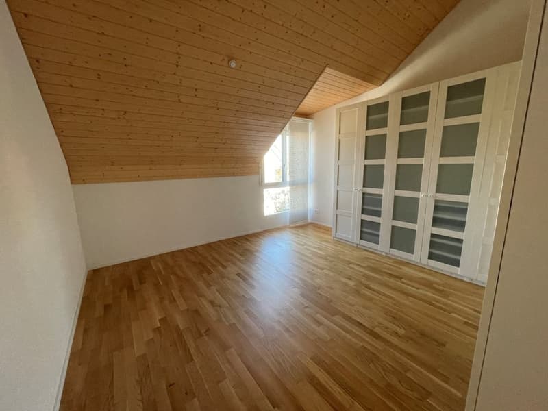 Moderne 3.5-Zimmer-Duplex-Wohnung in Leuzigen (5)