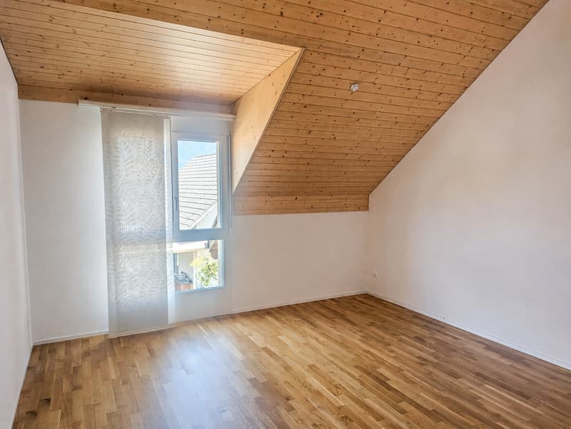 Moderne 3.5-Zimmer-Duplex-Wohnung in Leuzigen (5)