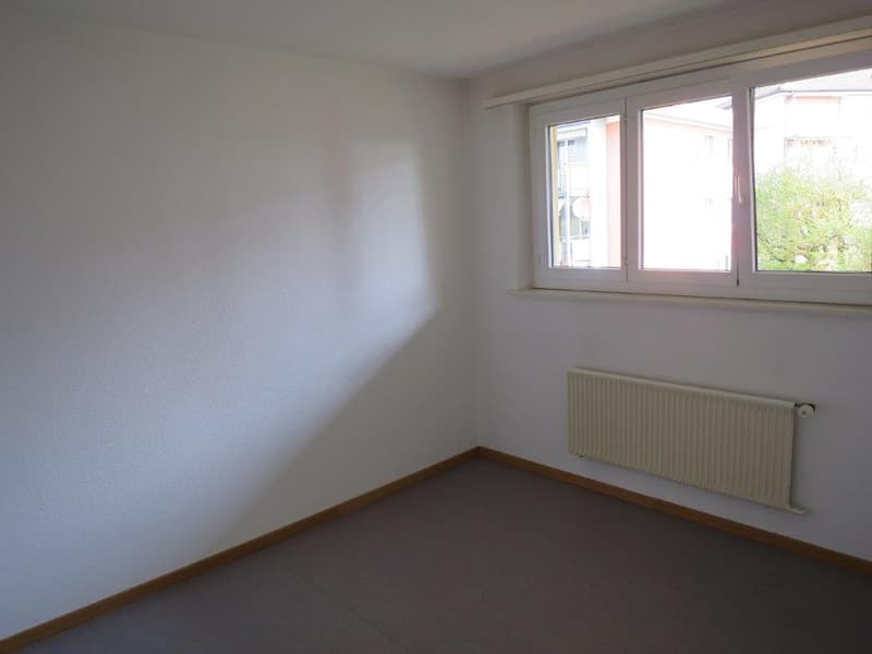 Gemütliche 2.5-Zimmer-Wohnung mit Balkon in Grenchen (5)