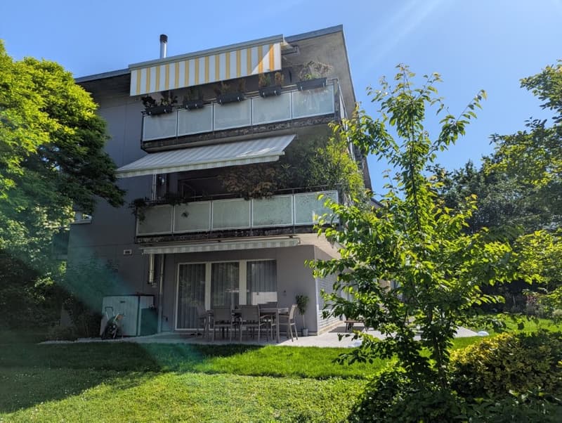 4.5 Zimmer mit 125 m² und Aussenflächen in drei Himmelsrichtungen (1)