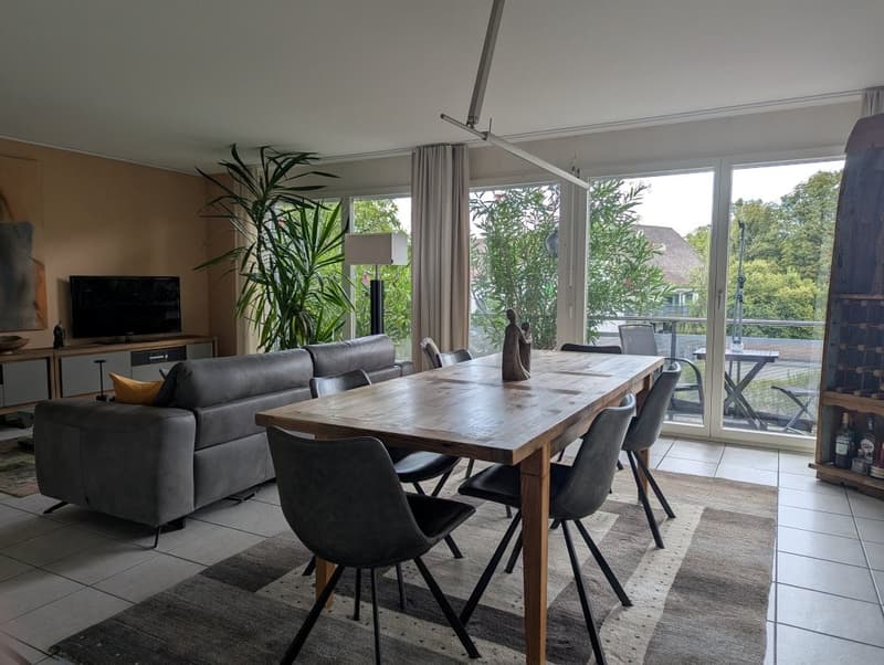 4.5 Zimmer mit 125 m² und Aussenflächen in drei Himmelsrichtungen (3)