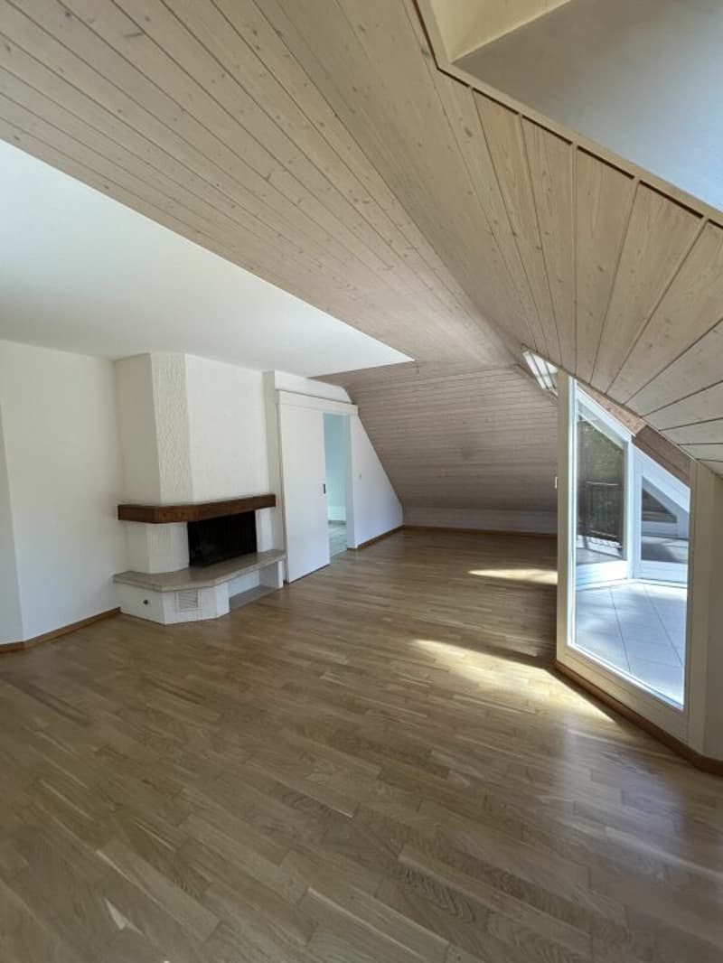 2.5-Zimmerwohnung an ruhiger Lage mit Balkon (3)