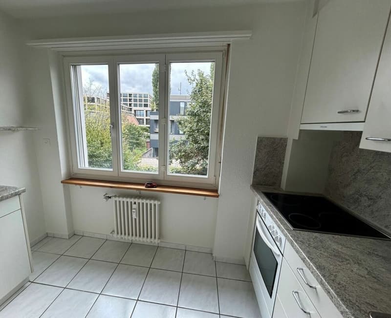 2-Zi-Hochparterre-Wohnung an der St. Jakob-Strasse (2)