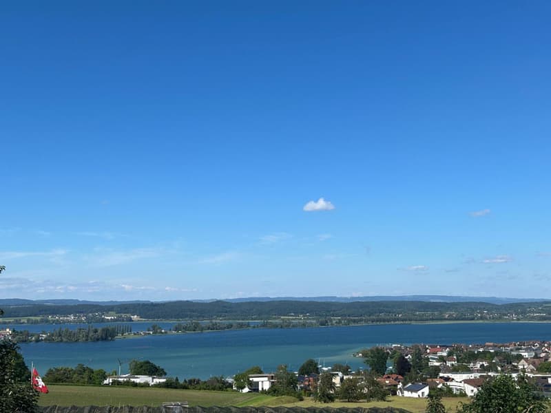 Bauland an ruhiger Lage mit Seesicht (2)
