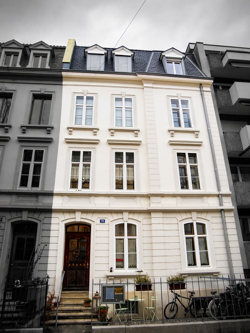 Charmante 4-Zimmer-Maisonette-Wohnung mit Ofen in Basel (9)